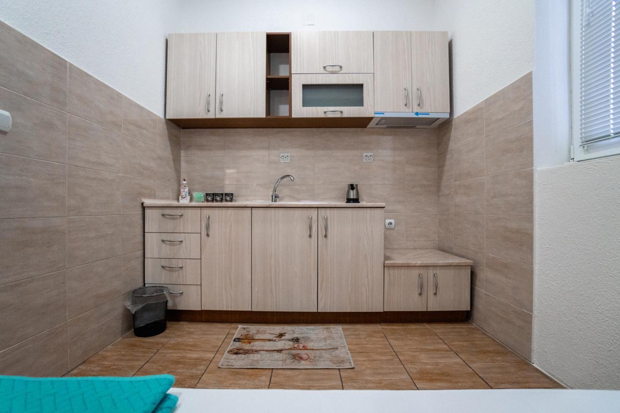 Mrzenci Apartments Gevgelija Buitenkant foto